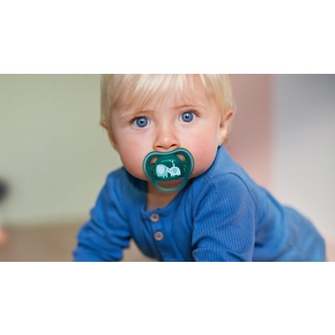 Philips AVENT SCF349/18 Ultra air játszócumi 18hó + fiús mintás, 2 db