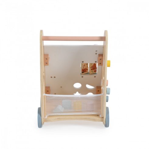 Moni fa járássegítő