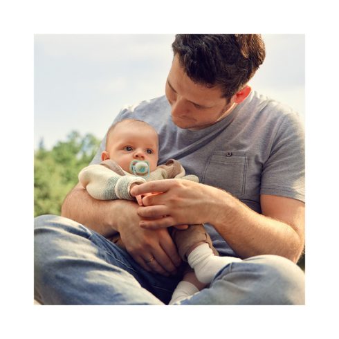 Philips AVENT SCF376/24  Ultra air Nighttime játszócumi 0-6 hó - lajhár/tigris , 2db