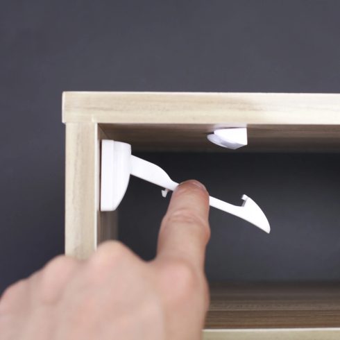 Zopa Szekrény,fiók zár 2db