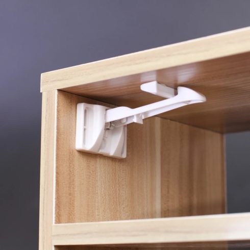 Zopa Szekrény,fiók zár 2db