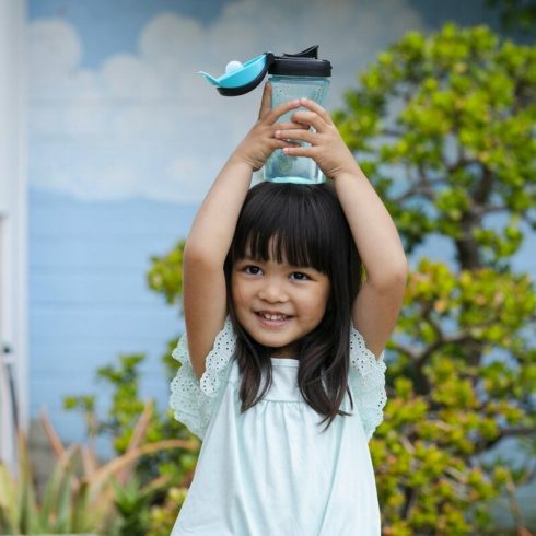 Chicco Kids Cup 350ml pohárperemű itató 2év+ Kék