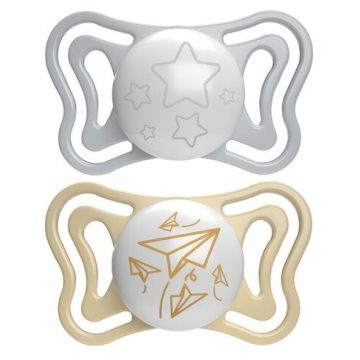   Chicco Physio Forma Light éjszaka világítós szilikon cumi 2 db, 6-16 hó