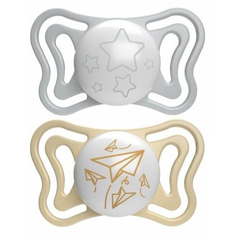 Chicco Physio Forma Light éjszaka világítós szilikon cumi 2 db, 6-16 hó