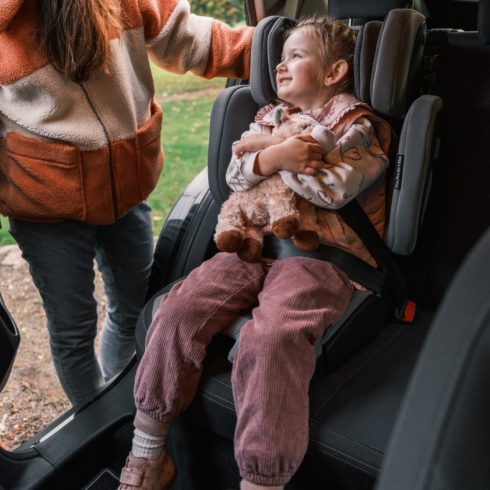 PETITE&MARS Flex Pro i-Size gyermekülés - 100-150 cm - Grey Air 