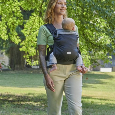 Chicco Skin Fit bébihordozó 9 kg-ig - Black Beauty