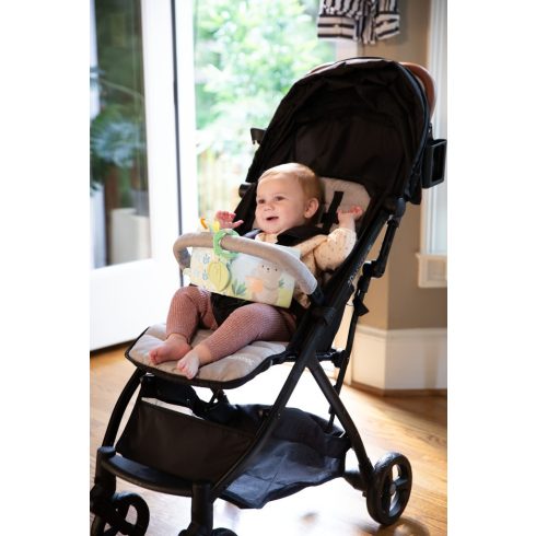 INGENUITY Puha érzékszervi könyv Nate 0hó+