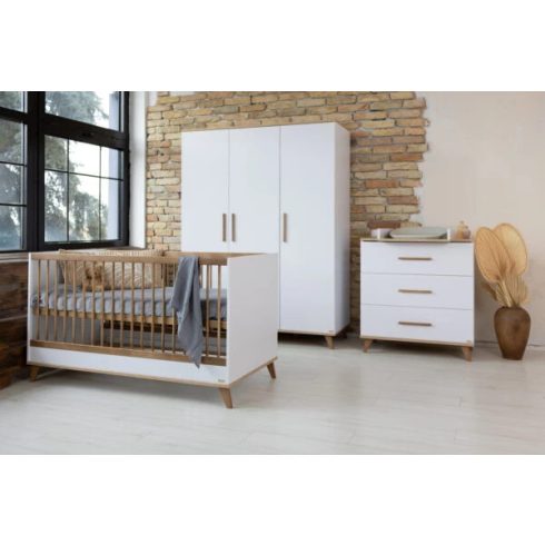 FLIP White & Oak átalakítható 140-es babaágy